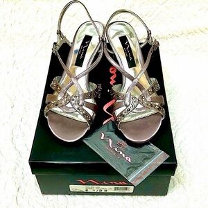 Nina sparkly rhinestone evening sandals, silver, size 6 1/2